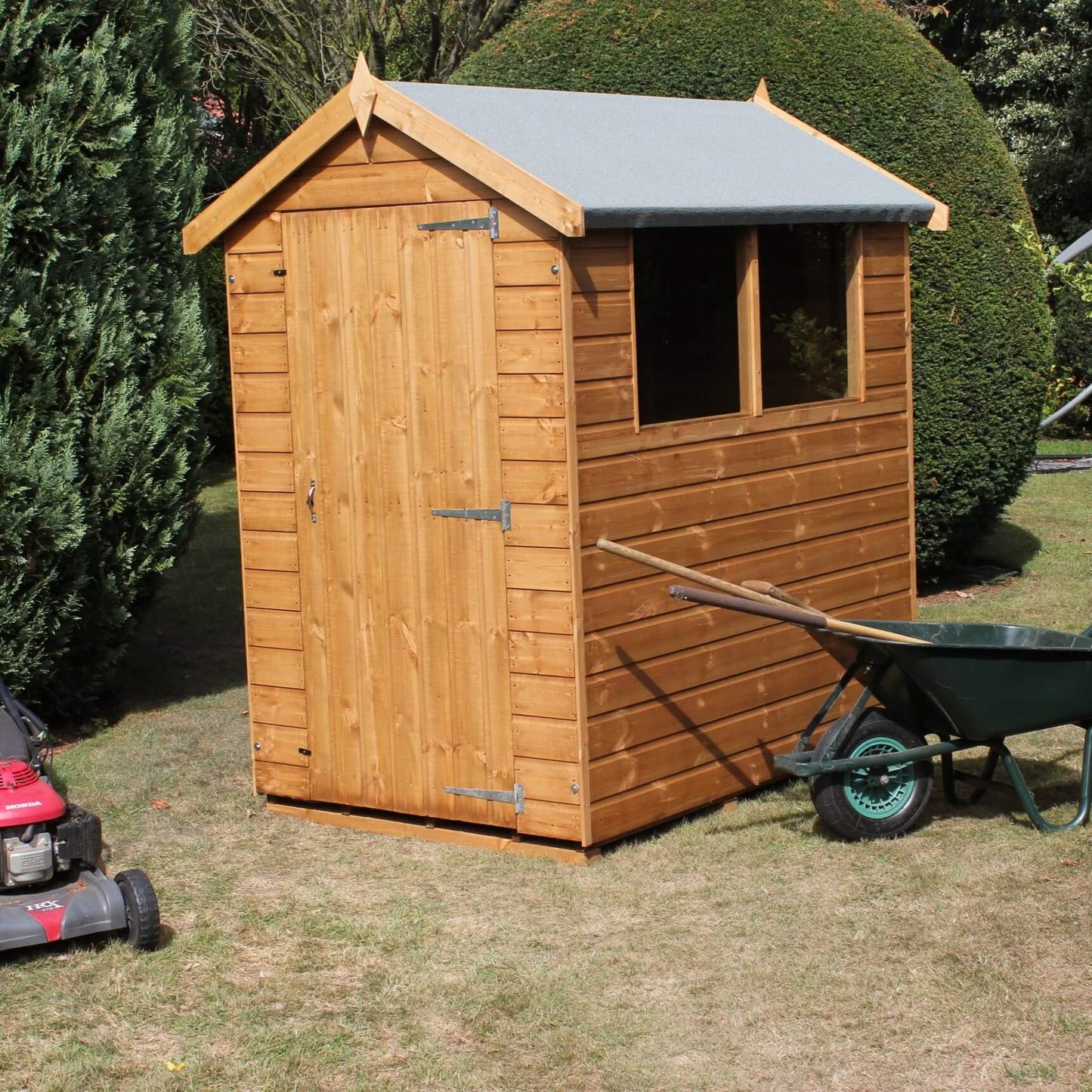 Dalby apex shed with wheel barrow