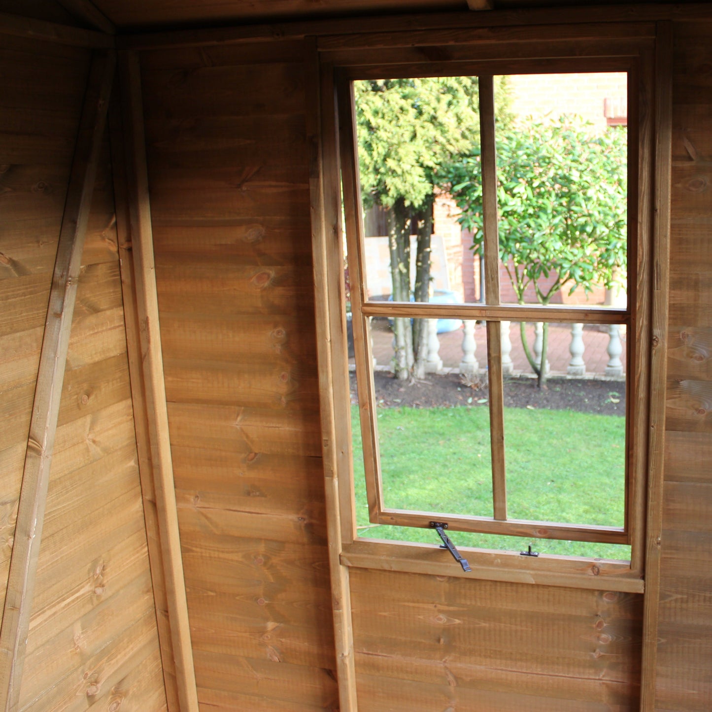 Summer House - The Studio